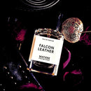 Essayez Falcon Leather de Matière Première avec un décant Fragsplit de 1 ml, 2 ml, 5 ml ou 10 ml, pratique pour découvrir son cuir fumé.