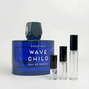 Décant Fragsplit de Wave Child par Room 1015, aux notes de pastèque, noix de coco et ambre, à tester sur la peau en Suisse et France.