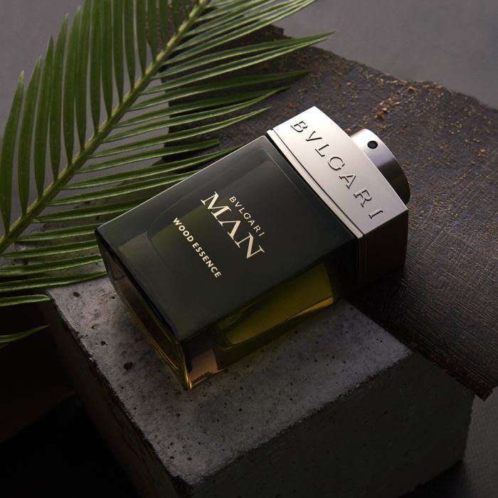 Bvlgari Man Wood Essence - FragSplit - Échantillons de parfums Suisse