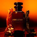 Essayez Ambre Levant de Louis Vuitton avec un décant Fragsplit de 1 ml, 2 ml, 5 ml ou 10 ml, pratique pour découvrir ce parfum masculin.