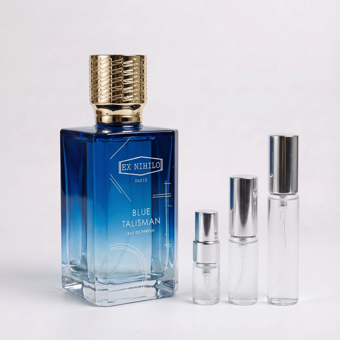 Blue Talisman von Ex Nihilo als Abfüllung von Fragsplit, Unisex-Parfumprobe von 1 ml bis 10 ml zum Testen auf der Haut vor dem Kauf.