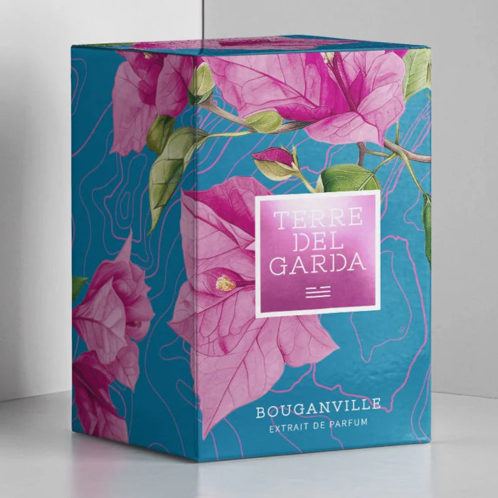 Essayez Bouganville de Terre del Garda avec un décant Fragsplit de 1 ml à 10 ml, pratique pour découvrir ses notes florales sur la peau.