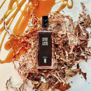 Essayez Chergui de Serge Lutens en décant Fragsplit : un parfum ambré, miellé et épicé à découvrir sur la peau, livré en Suisse et France.