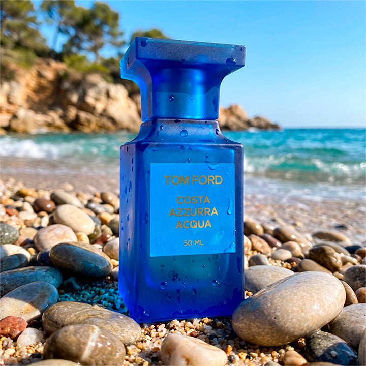 Essayez Costa Azzurra Acqua de Tom Ford sur la peau avec un décant Fragsplit de 1 ml à 10 ml, disponible en livraison en Suisse et France.