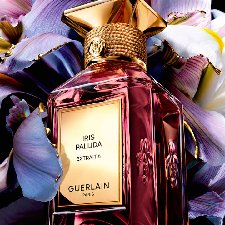 Découvrez Iris Pallida - Extrait 6 de Guerlain avec le sample officiel Fragsplit : essayez cet échantillon original sur la peau avant achat.