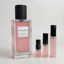 Décant Fragsplit de Lavallière par Yves Saint Laurent, en formats 1 ml, 2 ml, 5 ml ou 10 ml, pour essayer ce parfum floral sur la peau.
