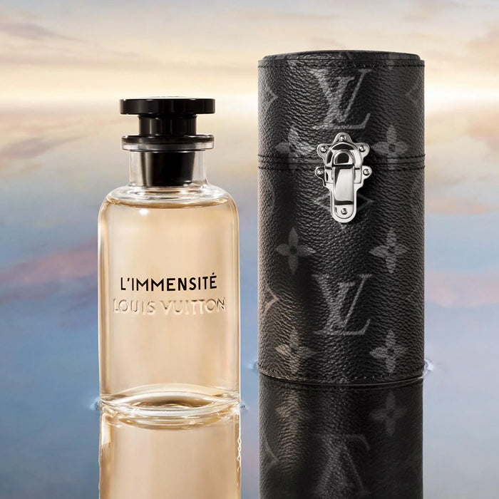 Essayez L'Immensité de Louis Vuitton en décant Fragsplit de 1 ml, 2 ml, 5 ml ou 10 ml, avec livraison disponible en Suisse et en France.