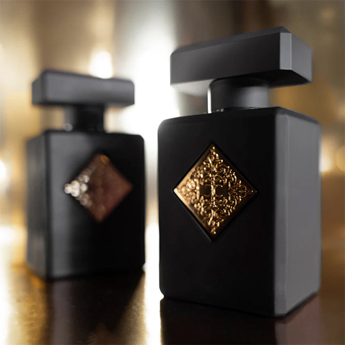 Magnetic Blend 1 d’Initio en décant Fragsplit de 1 ml à 10 ml, un moyen pratique de découvrir son parfum ambré musqué, livré en Suisse et France.