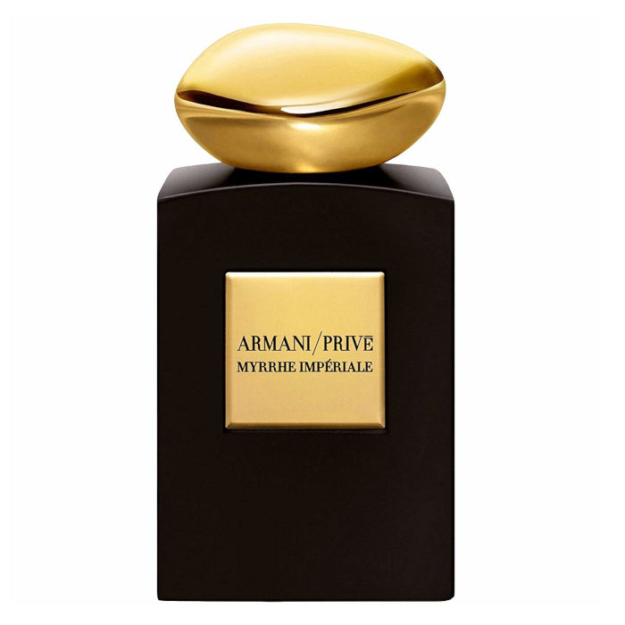 Échantillon Myrrhe Impériale d’Armani Privé chez Fragsplit : essayez ses notes de myrrhe ambrée et vanillée avant d’acheter.
