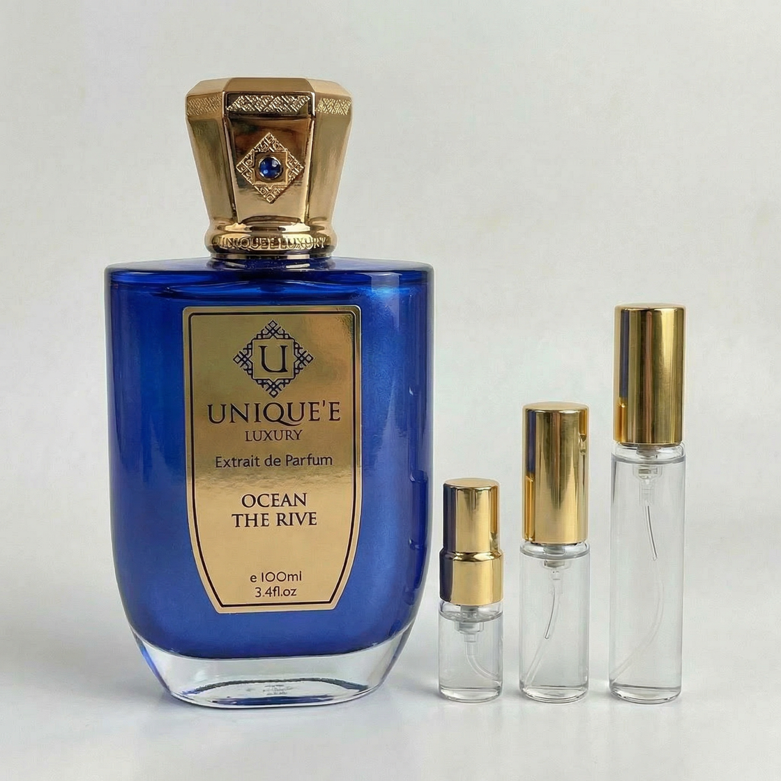 Décant Ocean The Rive de Unique'e Luxury, en formats 1 ml, 2 ml, 5 ml ou 10 ml, pour essayer ce parfum sur la peau en Suisse et France.