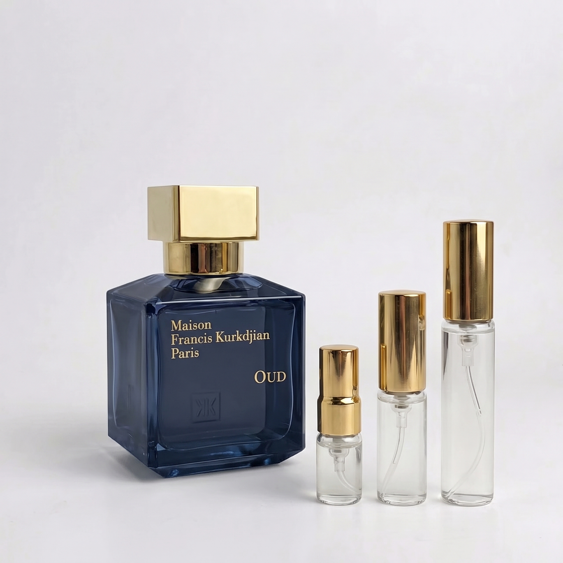 Décant Oud de Maison Francis Kurkdjian, échantillon à tester avant d’acheter, disponible en 1ml, 2ml, 5ml ou 10ml en Suisse et France.