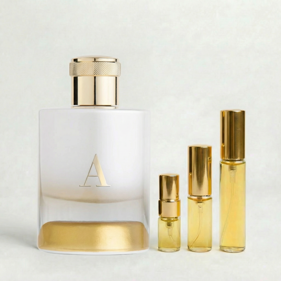Décant Fragsplit de A par Pantheon Roma, parfum unisexe à essayer sur la peau en formats 1 ml, 2 ml, 5 ml ou 10 ml, livré en Suisse et France.