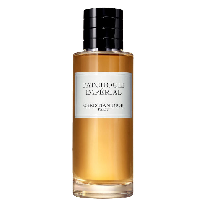 Testez Patchouli Impérial de Dior sur la peau avant d’acheter grâce au décant Fragsplit, disponible en petit format en Suisse et en France.