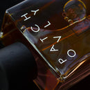 Testez Patchouly de Profumum Roma en petit format Fragsplit de 1 ml à 10 ml, une senteur de patchouli et d’encens, livrée en Suisse et France.