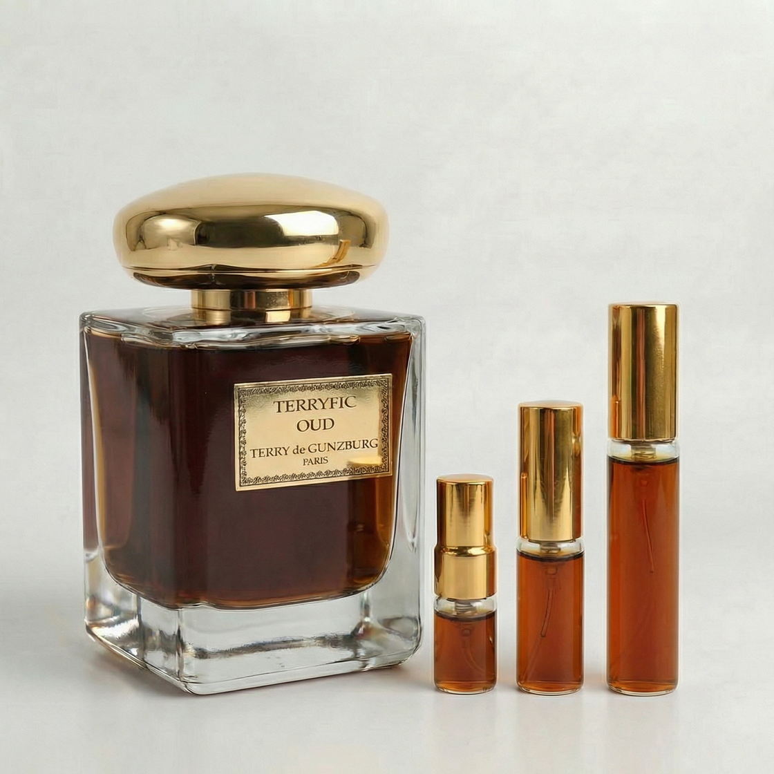Décant Fragsplit de Terryfic Oud par Terry de Gunzburg, en formats 1ml, 2ml, 5ml ou 10ml pour tester ce parfum sur la peau.