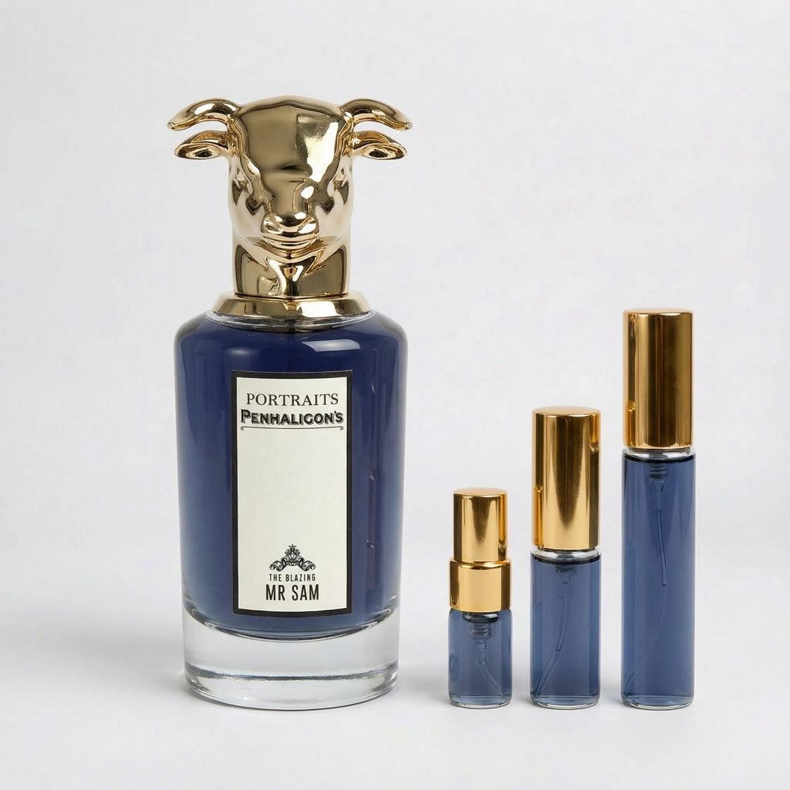 Décant Fragsplit de The Blazing Mr. Sam de Penhaligon's, en 1 ml, 2 ml, 5 ml ou 10 ml, pour essayer ce parfum épicé sur la peau.