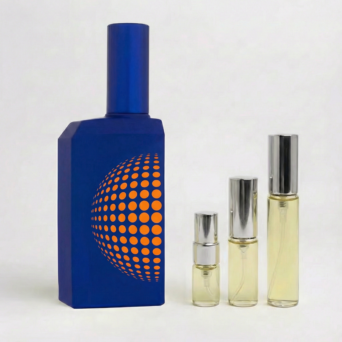 Décant Fragsplit de This is not a blue Bottle 1,6 par Histoires de Parfums, en formats 1 ml, 2 ml, 5 ml ou 10 ml pour essayer sur la peau.