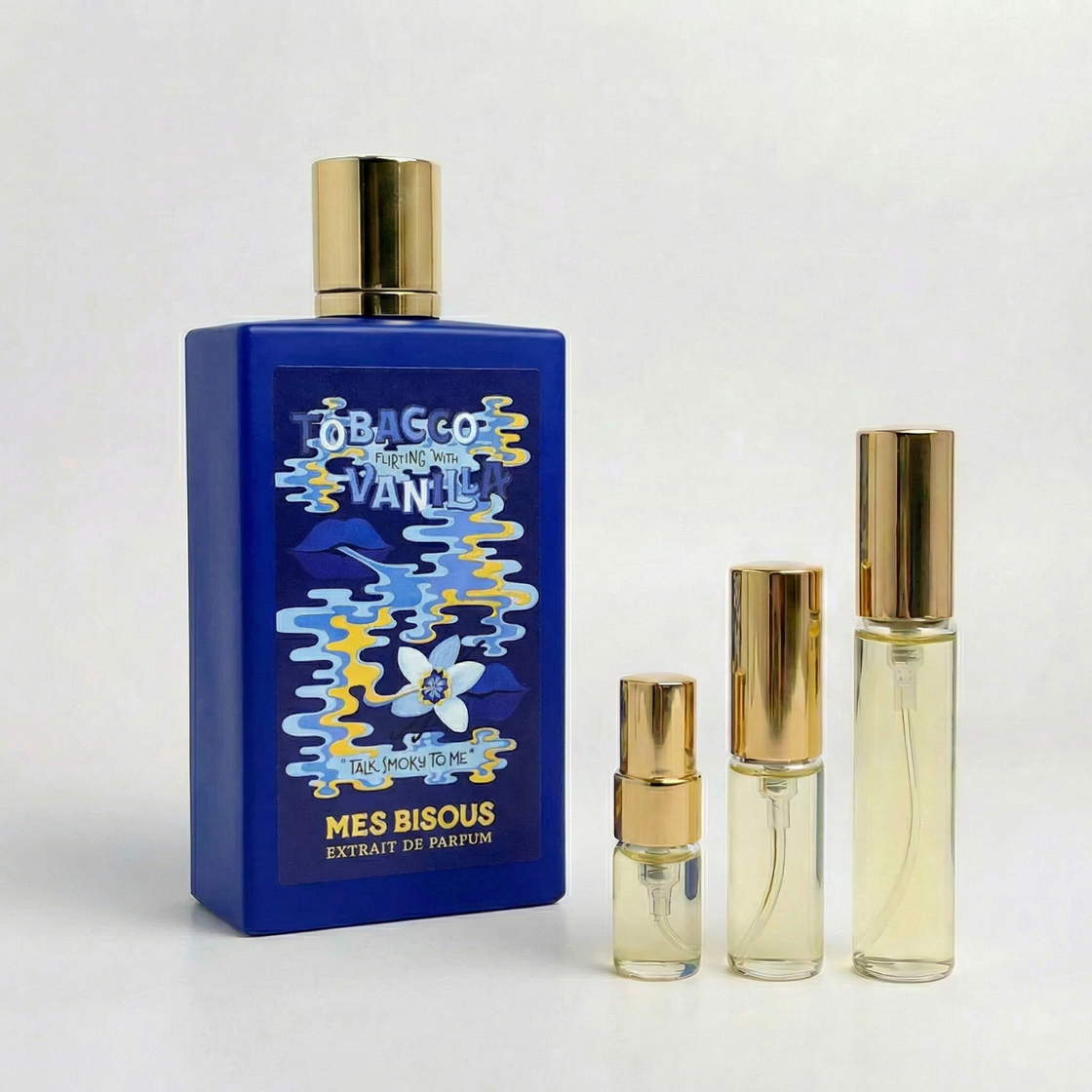 Décant Fragsplit de Tobacco Flirting With Vanilla par Mes Bisous, parfum unisexe à essayer sur la peau en formats 1 ml, 2 ml, 5 ml ou 10 ml.