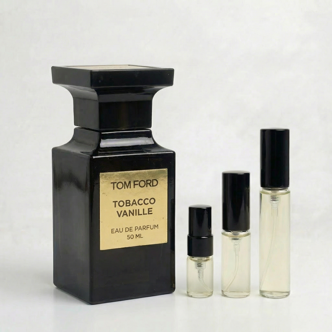 Décant Fragsplit de Tobacco Vanille 2020 par Tom Ford, en formats 1 ml, 2 ml, 5 ml ou 10 ml pour tester ce parfum masculin sur la peau.